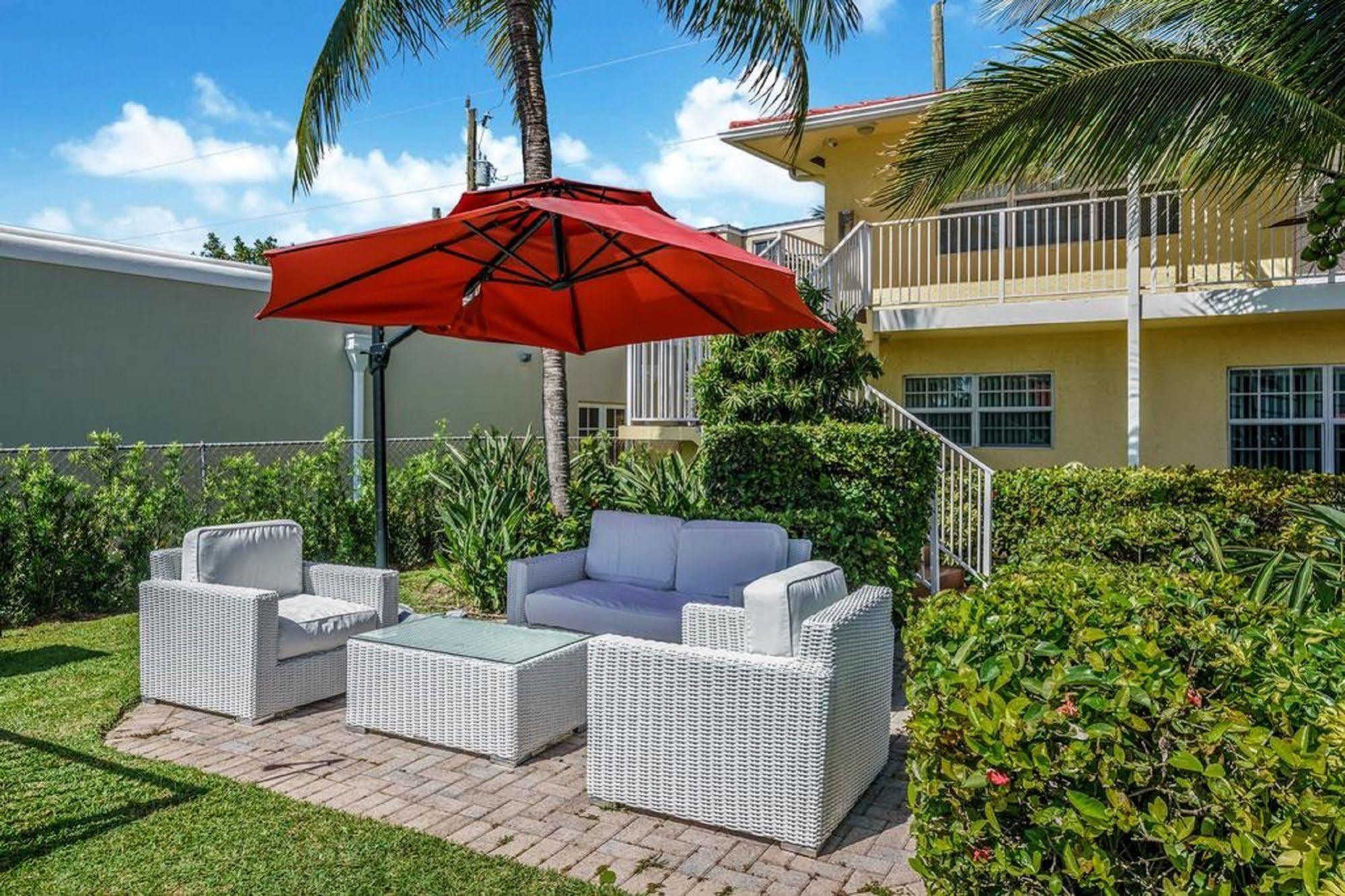 Luna Paradise By The Sea Aparthotel Lauderdale-by-the-Sea Exterior photo